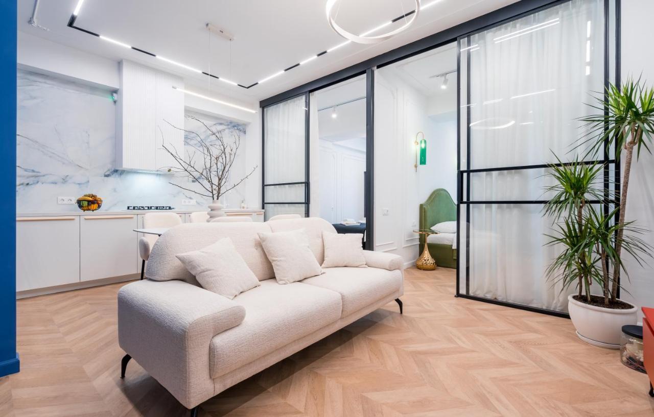 Appartement In The Heart Of Tbilissi